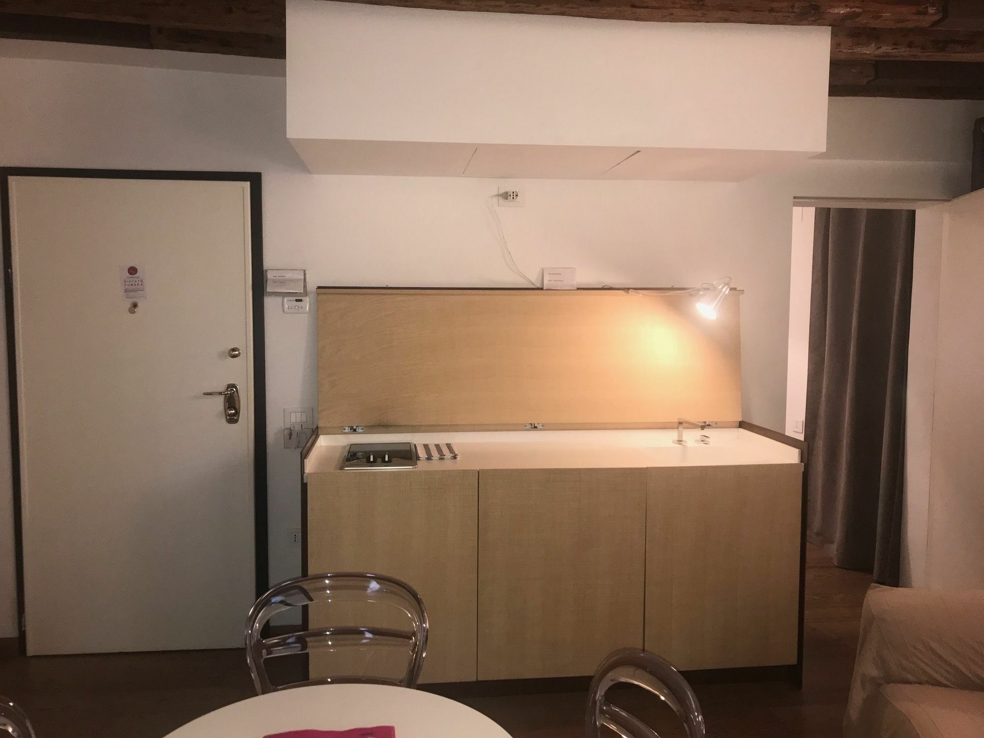 Modern Apartment In Venice Gf エクステリア 写真