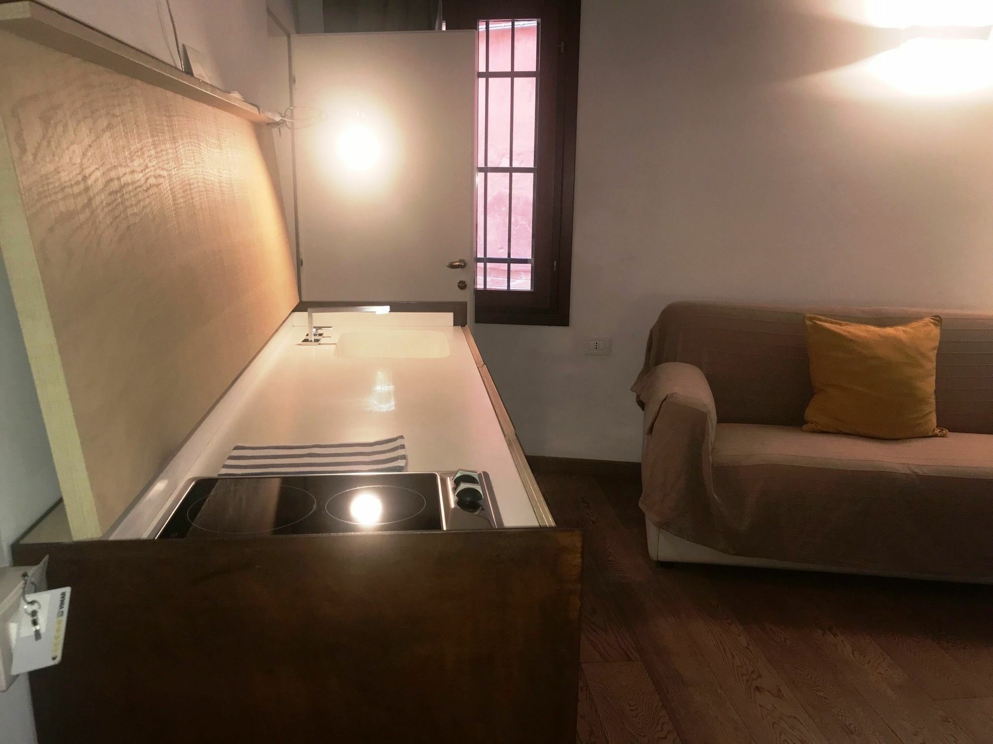 Modern Apartment In Venice Gf エクステリア 写真