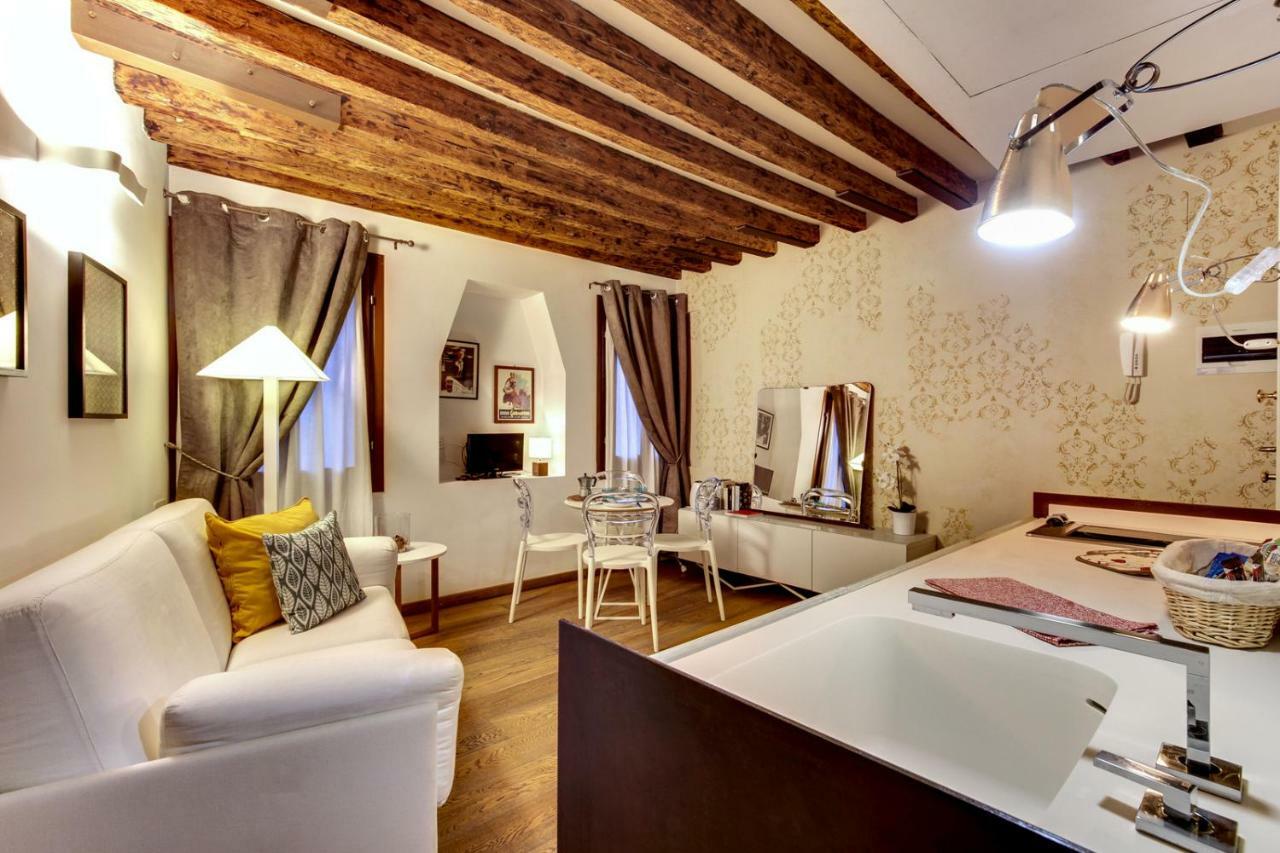 Modern Apartment In Venice Gf エクステリア 写真